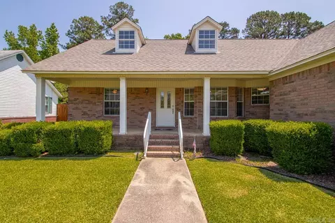 Exterior - 1721 Regency Dr, Malvern, AR 72104 photo 5 of 10