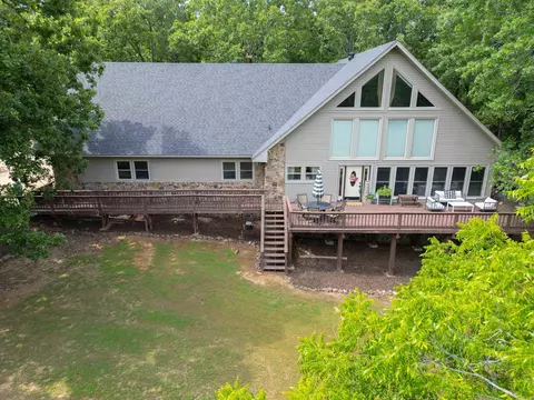 572 Memory Ln, Cabot, AR 72023