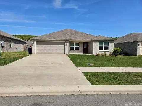 1030 Okeefe Ave, Conway, AR 72032 photo 1