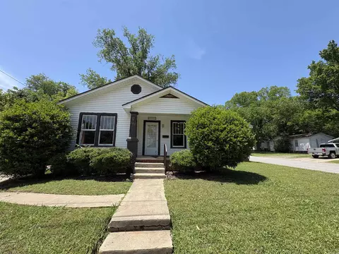 207 N Sowell St, Searcy, AR 72143