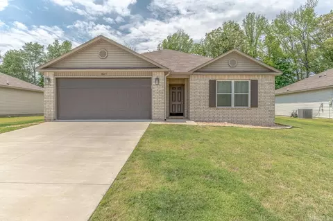 805 Elizabeth Ln, Jonesboro, AR 72405