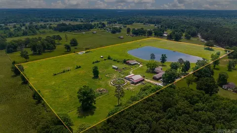 9832 Congo Rd, Benton, AR 72019