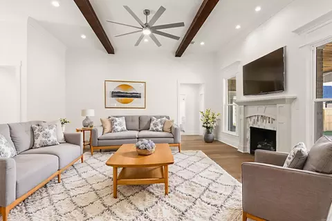 Living - 1645 Nantucket, Conway, AR 72034 photo 1 of 5