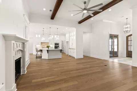 Living - 1645 Nantucket, Conway, AR 72034 photo 3 of 5