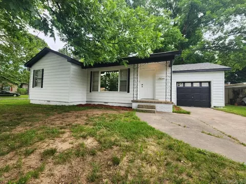 424 Healy St, North Little Rock, AR 72117