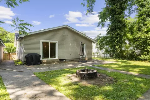 Exterior - 511 1st St, Conway, AR 72032 photo 5 of 7