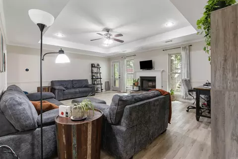 Living - 15 Dale Ct, Cabot, AR 72023 photo 2 of 2