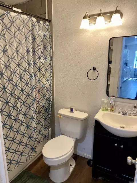 Bath - 112 N 5th, Paris, AR 72855 photo 1 of 1
