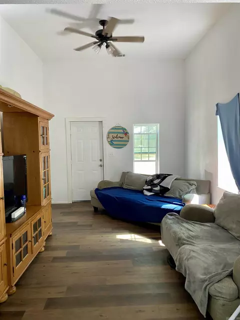 Living - 112 N 5th, Paris, AR 72855 photo 3 of 3