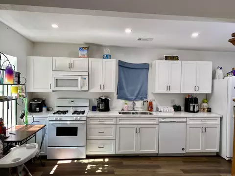 Kitchen - 112 N 5th, Paris, AR 72855 photo 1 of 5