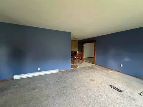 Living - 7429 Watts Rd, Harrison, AR 72601 photo 2 of 3