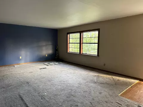 Living - 7429 Watts Rd, Harrison, AR 72601 photo 3 of 3