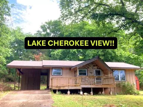61 E Lakeshore Dr, Cherokee Village, AR 72529