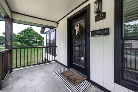 Exterior - 1647 Gresham St, Arkadelphia, AR 71923 photo 5 of 5