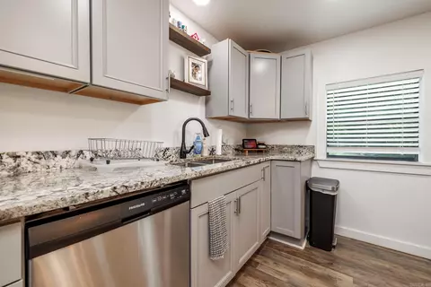 Kitchen - 1647 Gresham St, Arkadelphia, AR 71923 photo 3 of 3