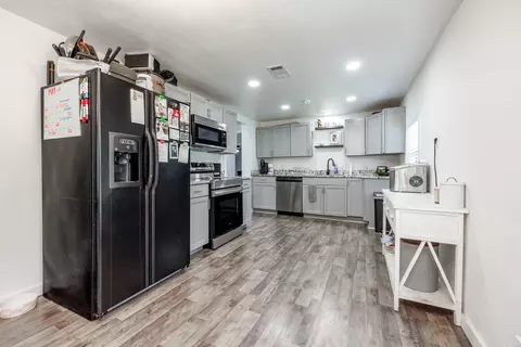 Kitchen - 1647 Gresham St, Arkadelphia, AR 71923 photo 1 of 3