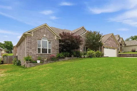9625 Mercury Dr, Sherwood, AR 72120