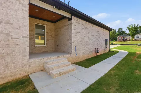 Exterior - 225 B St, Bryant, AR 72022 photo 6 of 8
