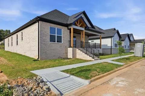 Exterior - 225 B St, Bryant, AR 72022 photo 7 of 8
