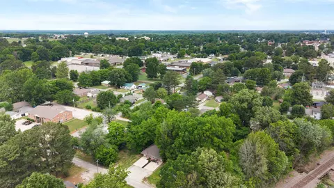 View/Area - 505 Bertig St, Paragould, AR 72450 photo 3 of 5