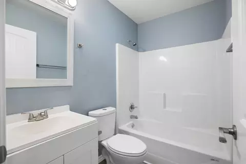Bath - 505 Bertig St, Paragould, AR 72450 photo 1 of 4