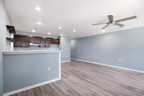 Living - 505 Bertig St, Paragould, AR 72450 photo 2 of 3