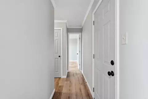 Entry Way - 80 Spires Rd, Damascus, AR 72039 photo 4 of 4