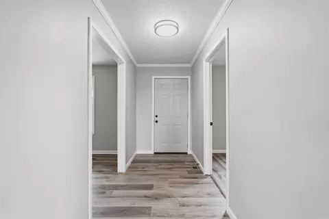 Entry Way - 80 Spires Rd, Damascus, AR 72039 photo 3 of 4