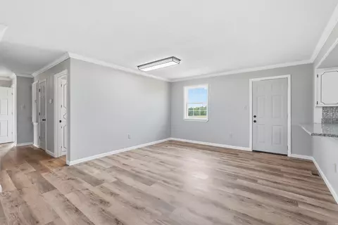 Living - 80 Spires Rd, Damascus, AR 72039 photo 2 of 6