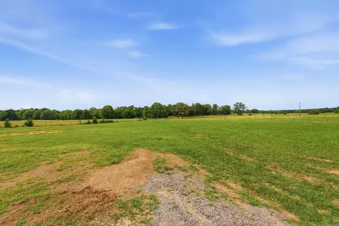Exterior - 80 Spires Rd, Damascus, AR 72039 photo 7 of 8