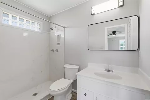 Bath - 80 Spires Rd, Damascus, AR 72039 photo 1 of 3