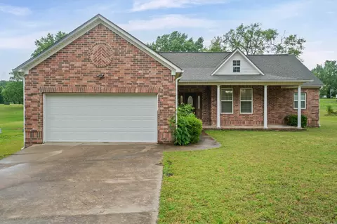 102 Ginger Ct, Searcy, AR 72143