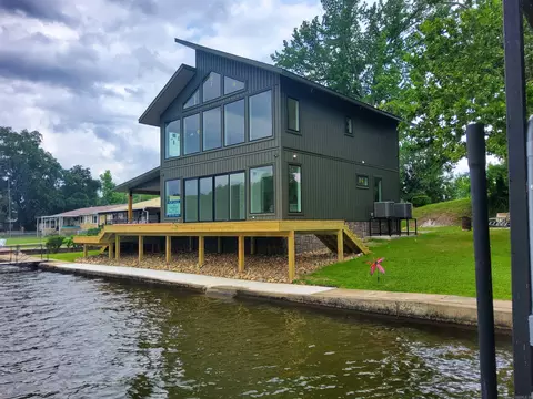 114 Pleasure Pt, Hot Springs, AR 71913