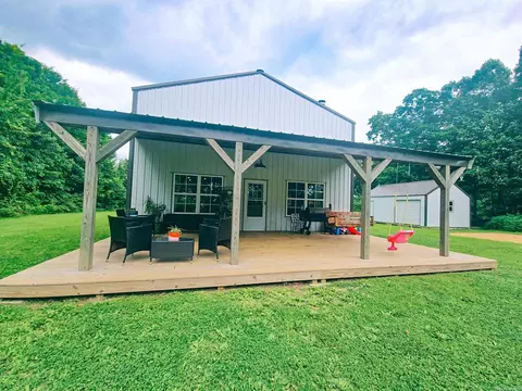 Exterior - 683 Trace Ridge Rd, Leslie, AR 72645 photo 3 of 9