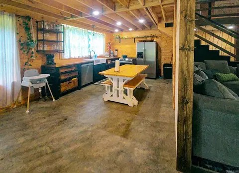 Kitchen - 683 Trace Ridge Rd, Leslie, AR 72645 photo 1 of 6