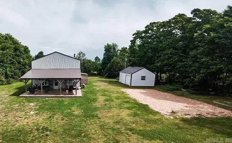 Exterior - 683 Trace Ridge Rd, Leslie, AR 72645 photo 5 of 9