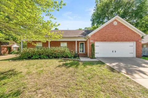 45 Magness Creek Dr, Cabot, AR 72023
