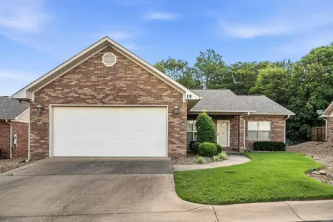 600 Pakis St #19, Hot Springs, AR 71913