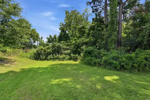 Exterior - 1615 Tyler St, Conway, AR 72032 photo 4 of 13