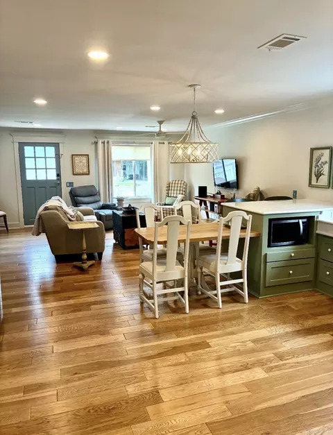 Kitchen - 1615 Tyler St, Conway, AR 72032 photo 5 of 13