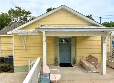 Exterior - 1615 Tyler St, Conway, AR 72032 photo 4 of 9