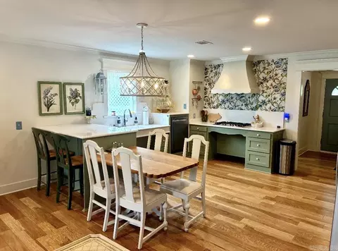 Kitchen - 1615 Tyler St, Conway, AR 72032 photo 11 of 13
