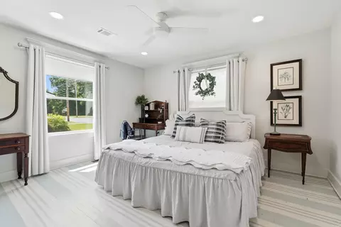 Bedroom - 1615 Tyler St, Conway, AR 72032 photo 1 of 5