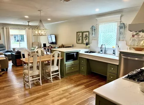 Kitchen - 1615 Tyler St, Conway, AR 72032 photo 1 of 13