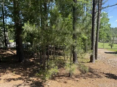 7 Belleza Dr, Hot Springs Village, AR 71909