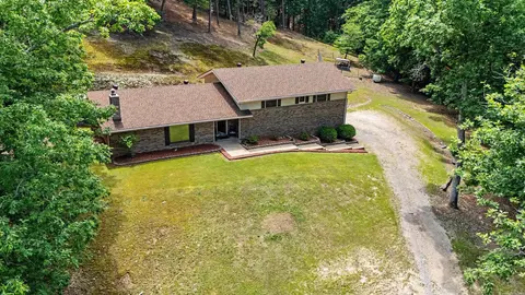 3614 Garrison Rd, Little Rock, AR 72223