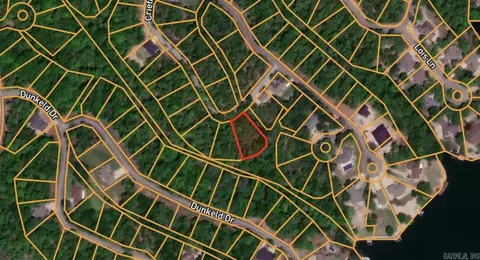 22 Crieff Cir, Bella Vista, AR 72715