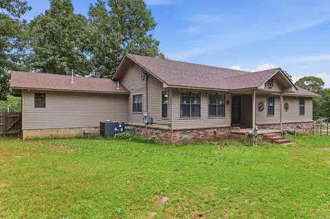 8697 Kristen Cir, Mabelvale, AR 72103