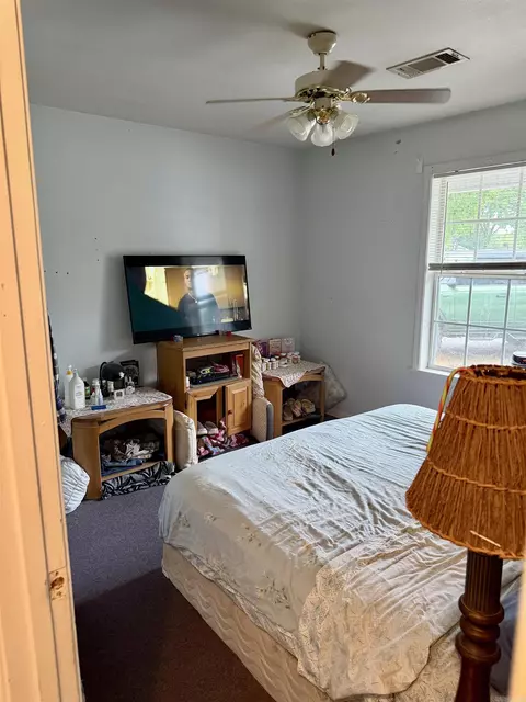 Bedroom - 1209 Olive St, Scranton, AR 72863 photo 3 of 5