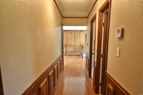 Entry Way - 170 Riverview Dr, Malvern, AR 72104 photo 2 of 3